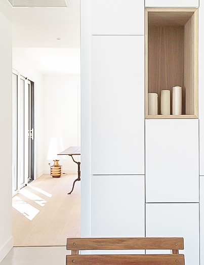 Détail intérieur cuisine – maison de vacances surélevée, La Capte (83)