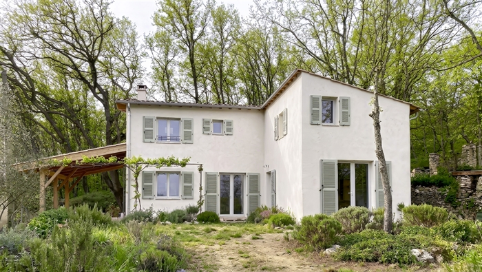 Reconstruction d'une maison, Lacoste, Hérault – RBB Architectes