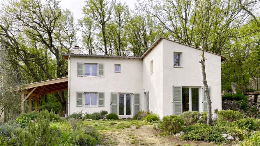 Construction maison ossature bois après incendie – Lacoste (34), vue extérieure chantier